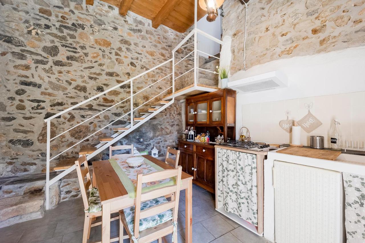 Agriturismo Nonnamelia Nasino Extérieur photo
